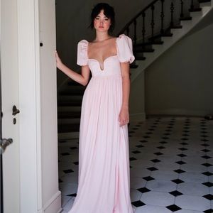 Maison Amory - Fairydust Gown in - Baby Daisies (open to offers)